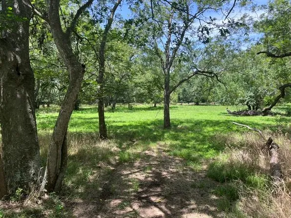 344 & 343 Bateman Rd, Red Rock, TX 78662