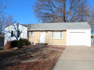 3220 S Reynolds Rd, Independence, MO 64055