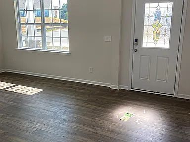 5th image of 104 Neill Estate Ln