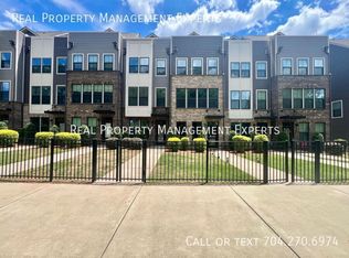 528 Billingsley Rd, Charlotte, NC 28211