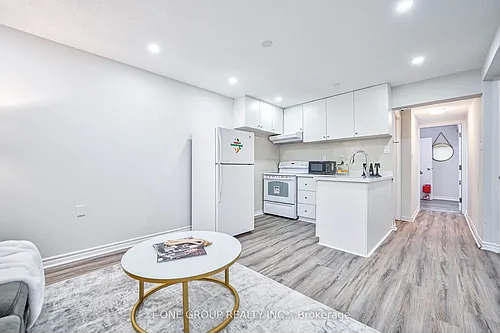 18 Castle Hill Dr Photo 1