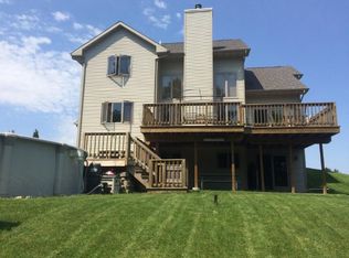 372 Leona Way, Oakfield, WI 53065