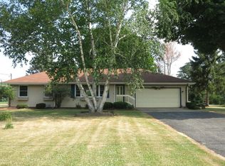 2735 Springbrook Dr, Kalamazoo, MI 49004