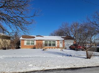 2020 Spruce Rd, Homewood, IL 60430