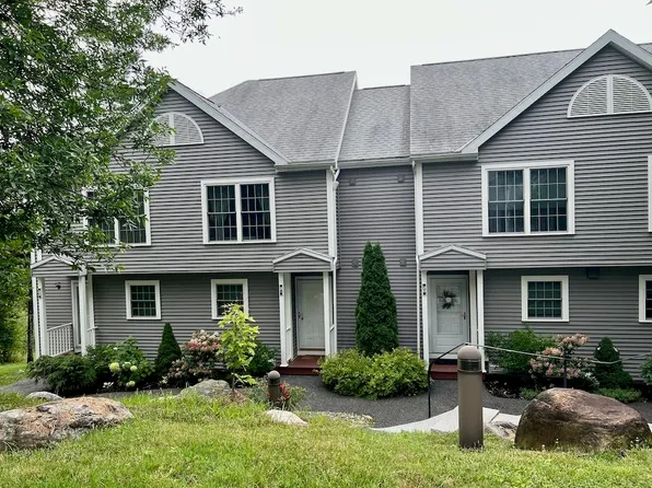 181 Riverside Townhouses Road #21, Manchester, VT 05255