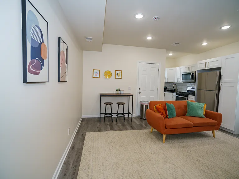 107 Highland Ave #2 — Photo 5