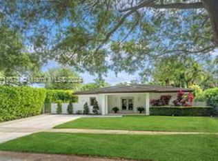 8215 SW 63rd Pl, Miami, FL 33143