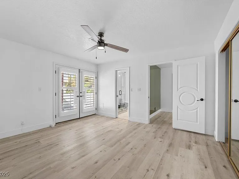1695 Montessouri St — Photo 24