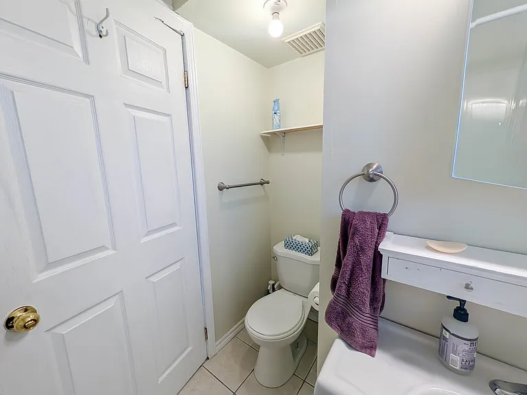 155 1/2 Lake St #1 — Photo 14