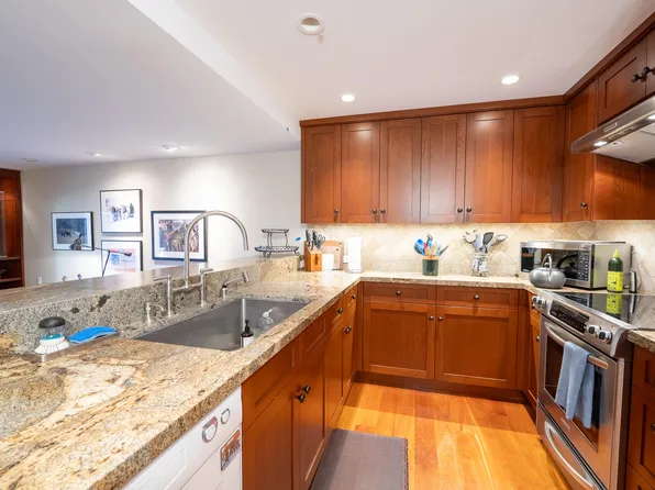 1522 Snow Creek Condo Dr, Sun Valley, ID 83353