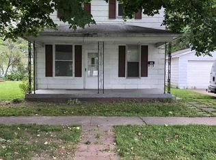 425 N Beech St, Centralia, IL 62801