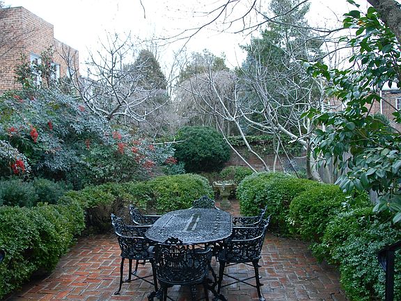 private rear yard 