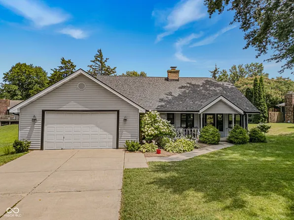 565 Luse Dr, Columbus, IN 47201