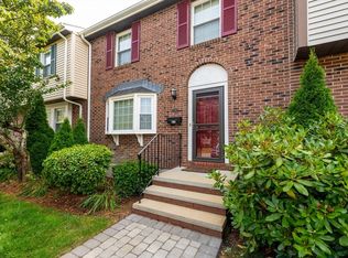 399 Pond St APT E7, Braintree, MA 02184