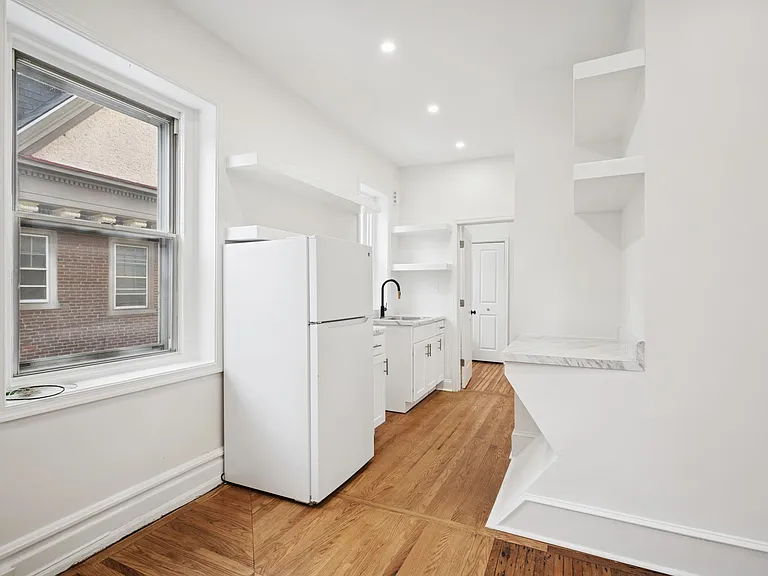 236 W Harvey St #B25 — Photo 12