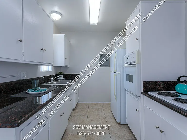 liv209 — Photo 31