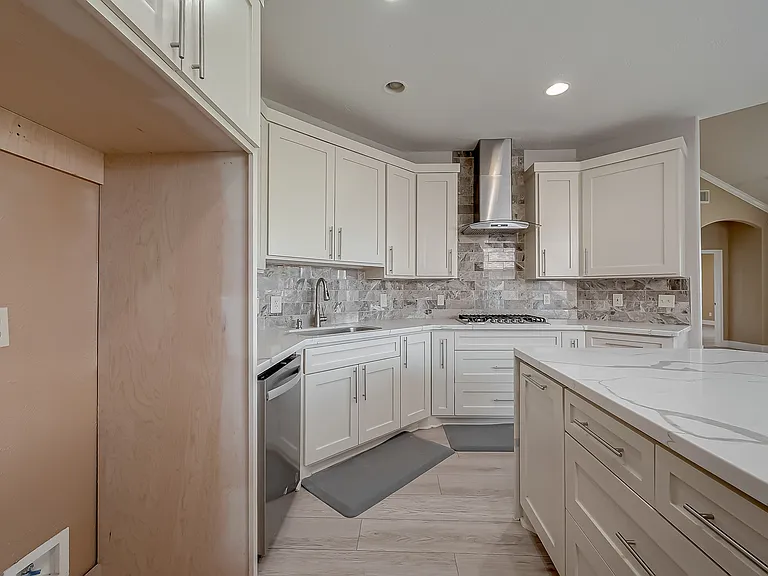14026 Shamrock Park Ln — Photo 19