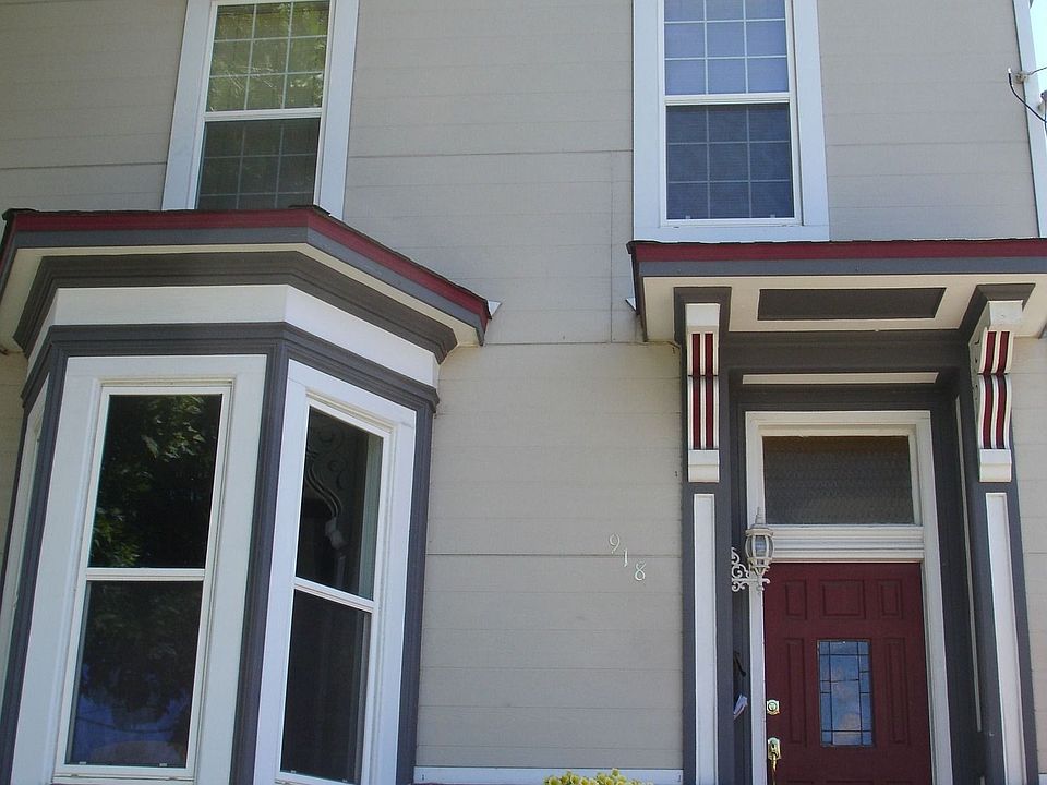 1st image of 918 Harliss Ave