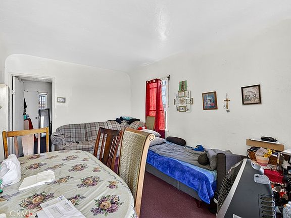 4th image of 621 W Spruce St