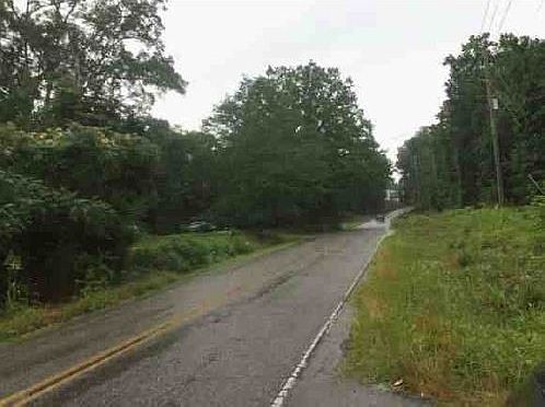 2nd image of 1318 Self Creek Rd