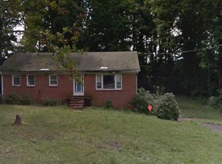 4708 Southwin Dr, Winston Salem, NC 27104