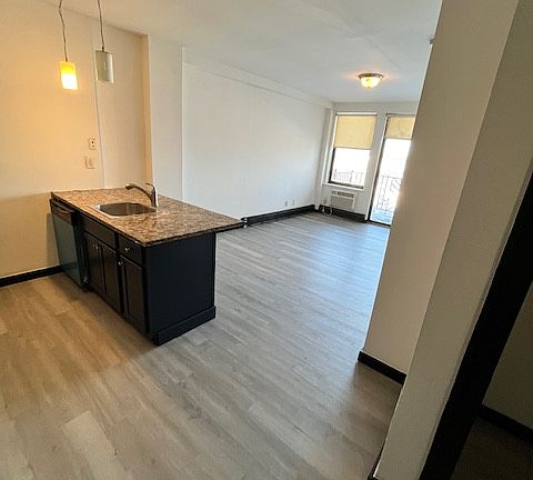 2nd image of 122 Beach 26th St #460