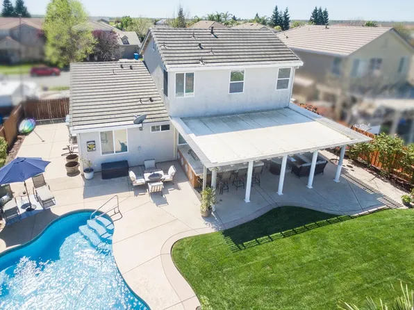 1065 Lost Trail Dr, Plumas Lake, CA 95961