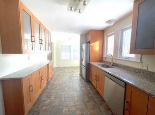 76 Cloverdale Rd #1, Newton, MA 02461