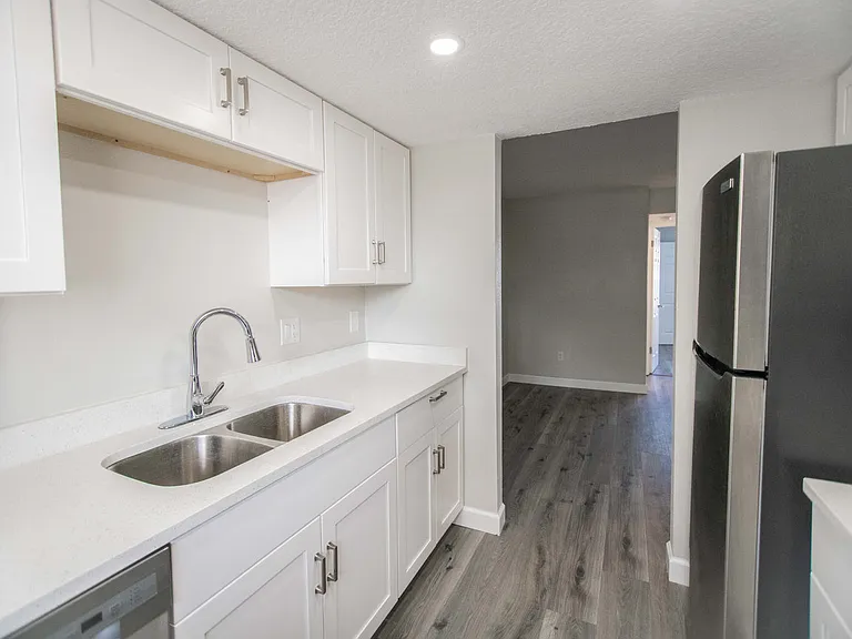 124 N Jefferson Ave #5 — Photo 9