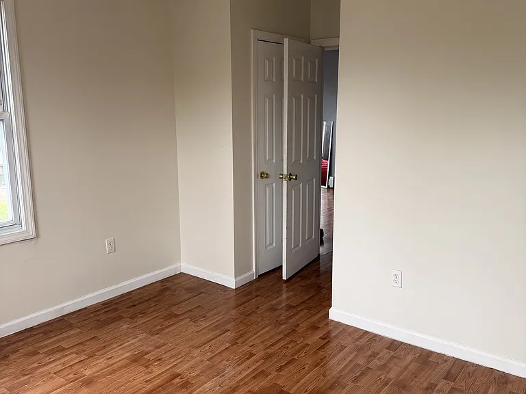 203 Maple St — Photo 6