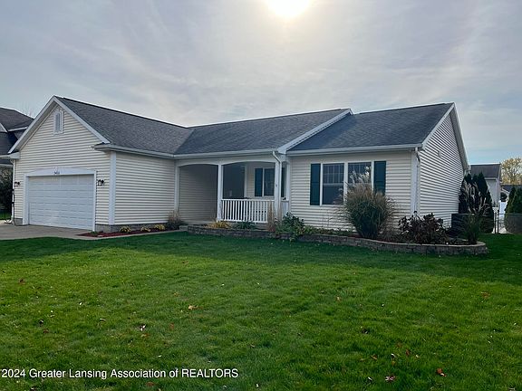4th image of 3455 Donamere Dr