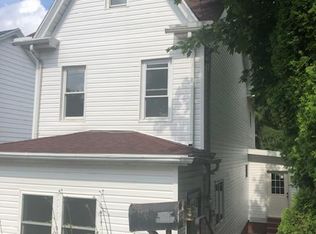 783 Seybert St, Hazleton, PA 18201