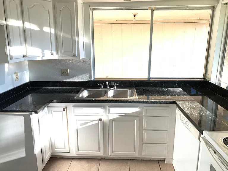 New Granite Countertops
