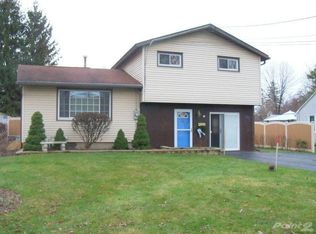127 Grove St, North Syracuse, NY 13212