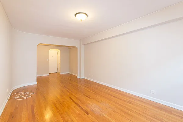 Rented by Waldstar Real Estate LLC | media 18