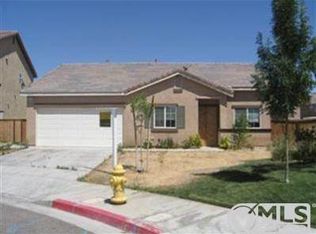 15181 Hallmark Ln, Victorville, CA 92394