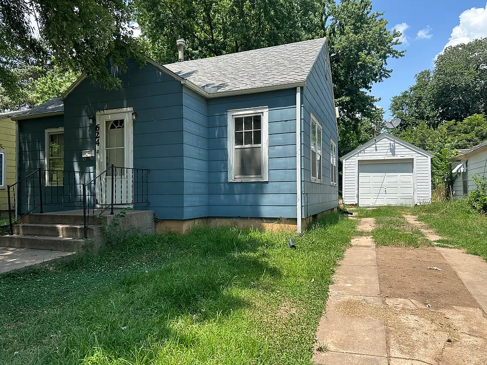 624 W A Ave