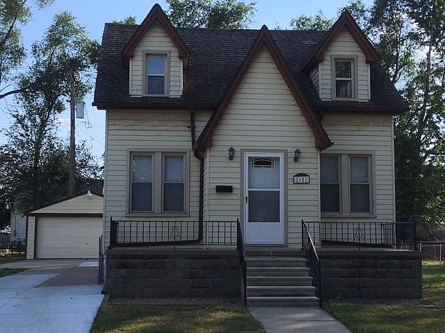 1st image of 2181 Hanford Ave