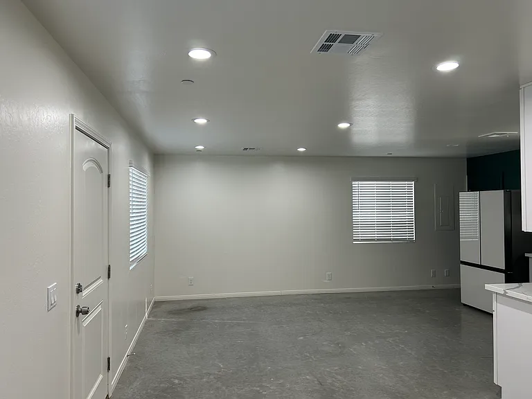 311 W Church Ave #B — Photo 25