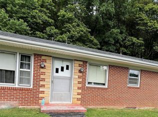 1109 Conner Grove Rd SW, Willis, VA 24380