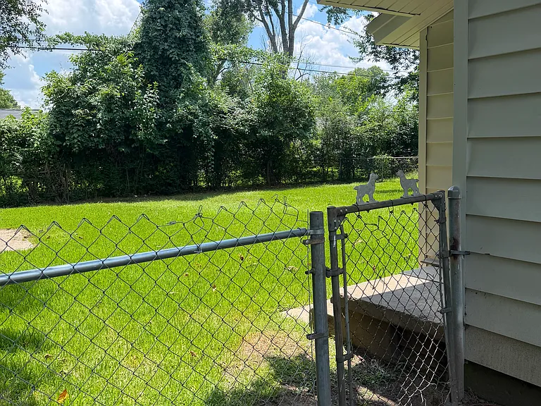508 Ellen Dr — Photo 6
