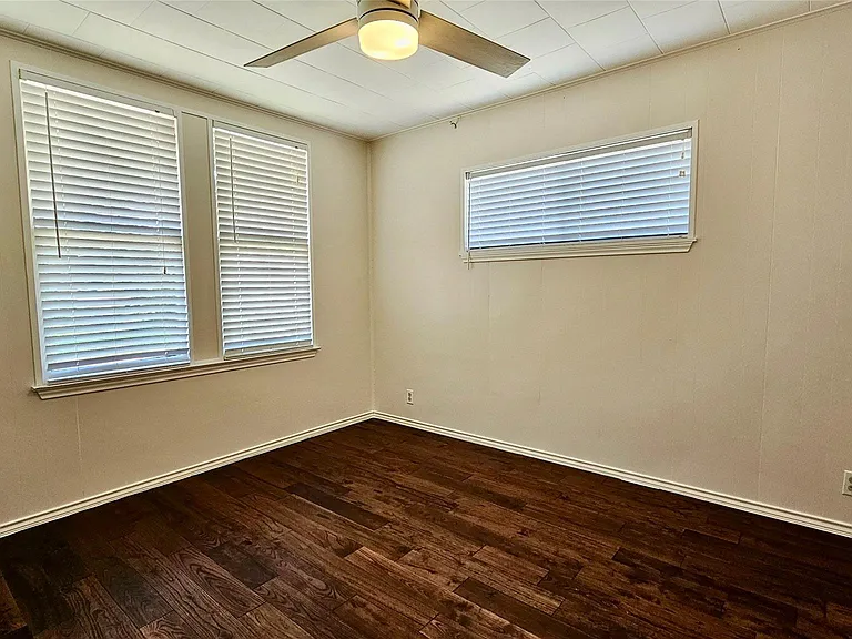 205 S Granger St — Photo 21