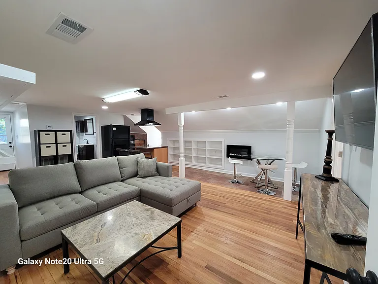 2137 Madison Ave #2137 MADISON AVE — Photo 17