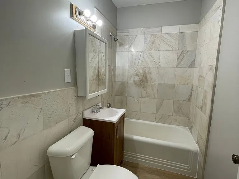 509 Congress St — Photo 26