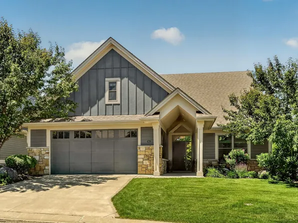933 Fox Valley Pl SW, Rochester, MN 55902