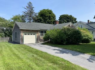 24 Payson Rd, Falmouth, ME 04105