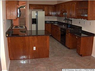 4th image of 8565 Grandview Lake Dr