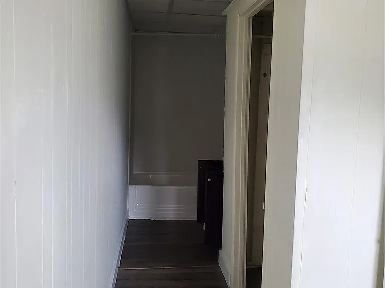 50 N Federal Hwy #1 — Photo 11