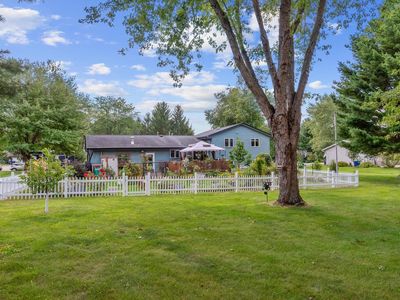 5136 William Tell DRIVE, West Bend, WI, 53095