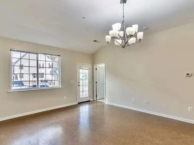 85 Strother Ln #203 — Photo 26